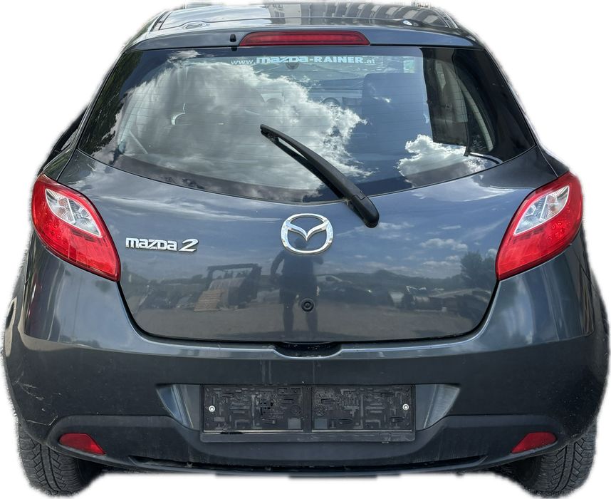 Mazda 2 1.3i Мазда 2 1.3 на части!!