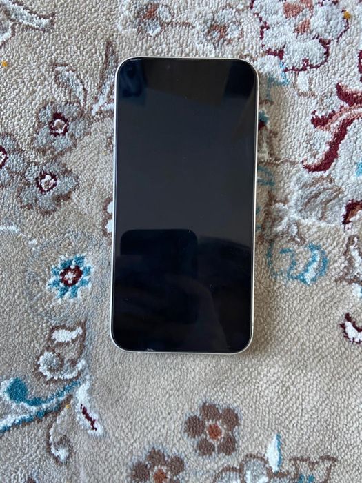 iPhone 14.