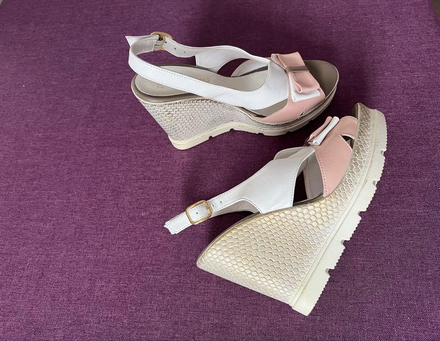 Дамски обувки - сандали