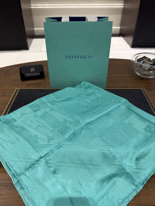 NEW Платок Tiffany & Co Dancing T 720302