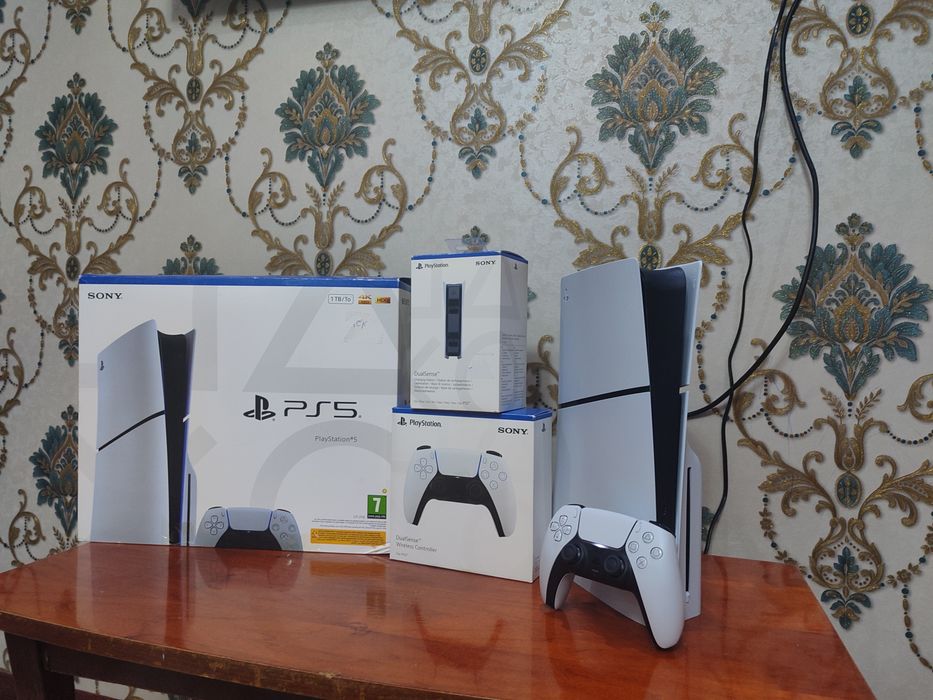 Playstation 5 Slim CD