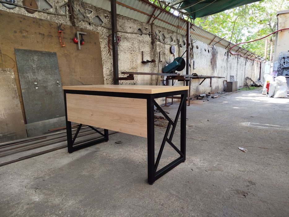 Парта ишлаб чикарувчида