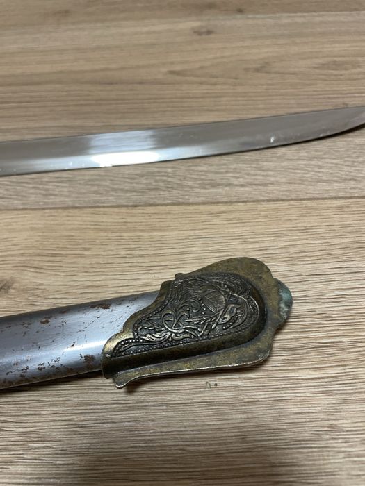 sabie cu protectie pt mana si teaca