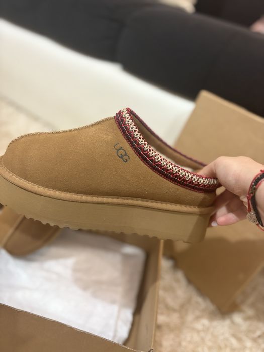 ugg tazz noi marimea 38