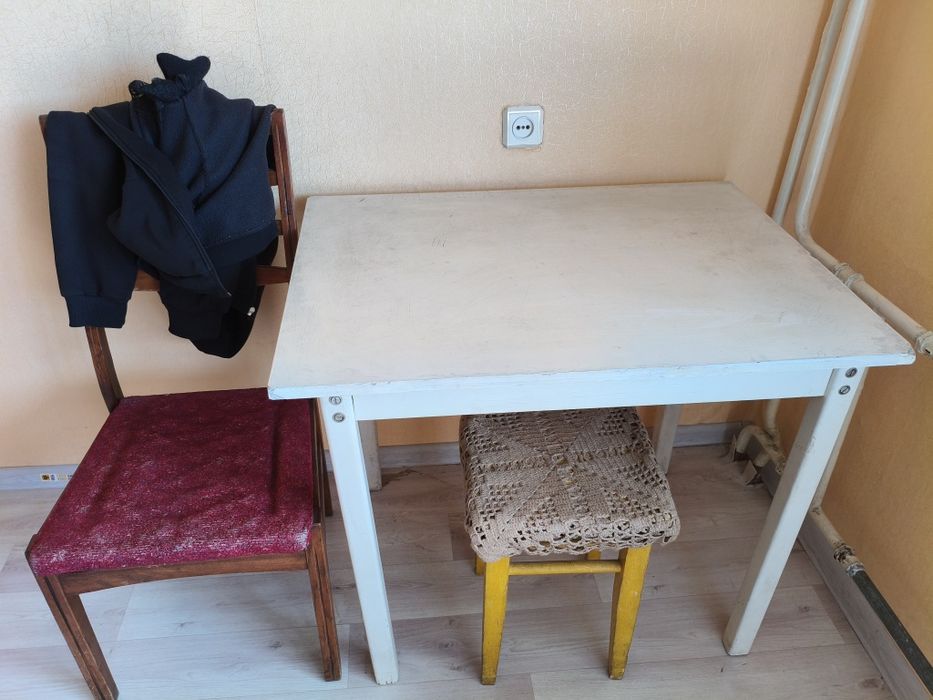 Продам кровать ,шифонер для одежды и для одеял