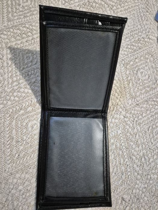 Portofel piele Lacoste, bărbătesc, nou