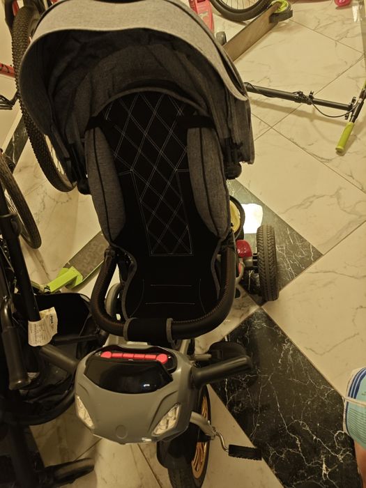 Продам новый  детский трёхколёсный велосипед