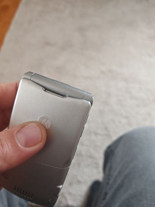 Telefon  Motorola V3 RAZR
