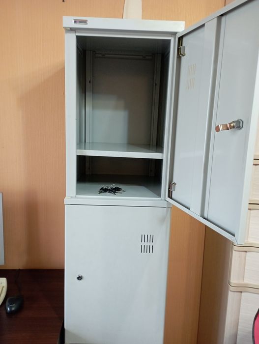 шкаф металлический продам