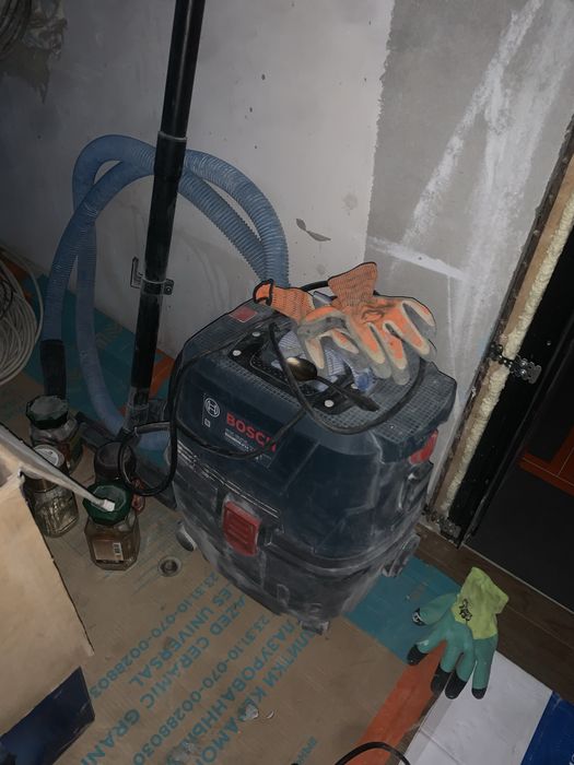 продам пылесос BOSCH
