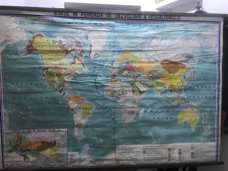 Harti comuniste dimensiuni aprox 1,9mx1,2m