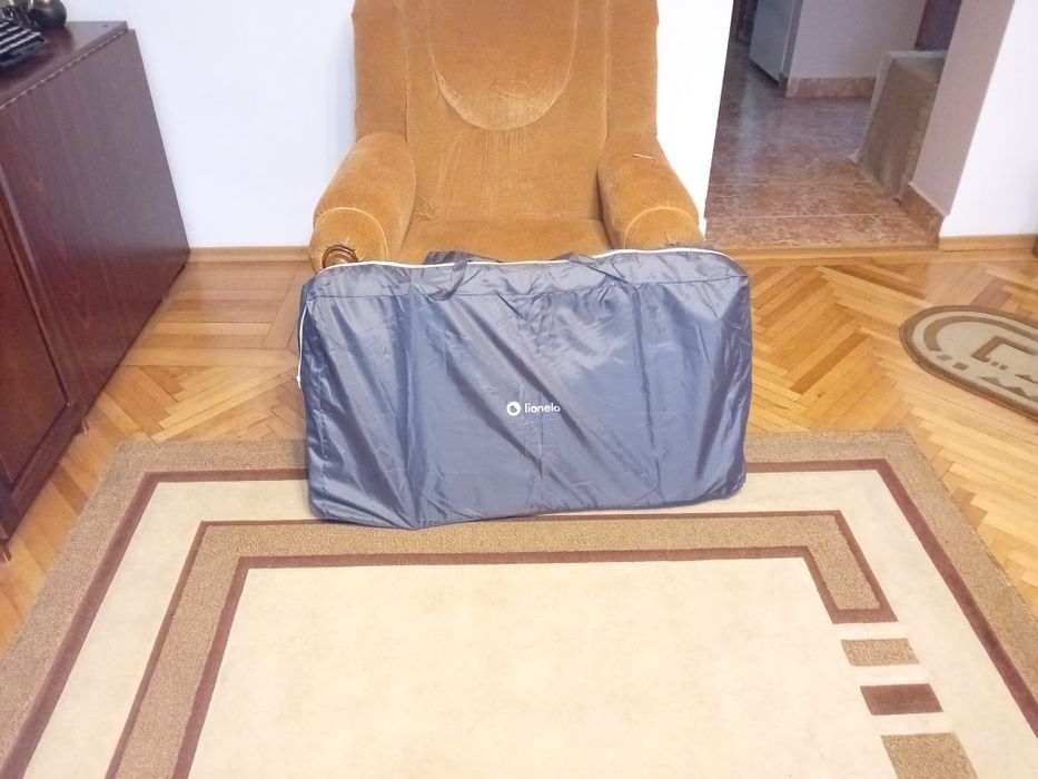 Pătuț co-sleeper Lionelo Theo