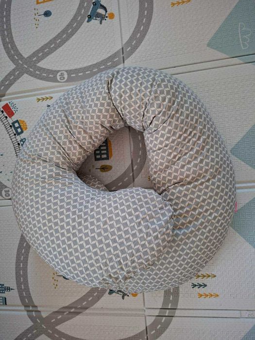 Възглавница за кърмене и бременни