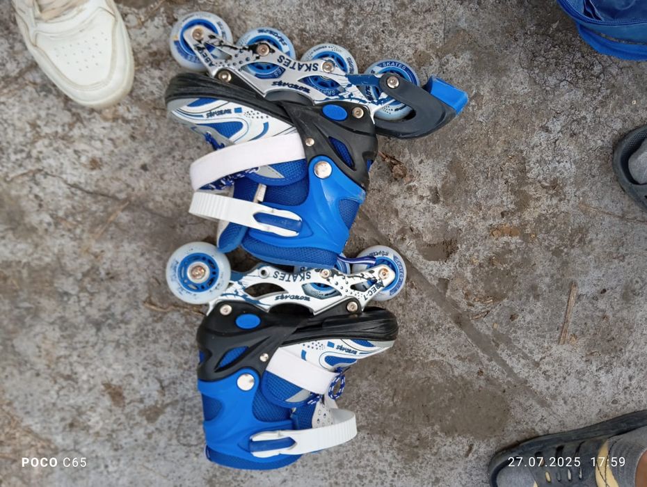 Ролик сатылады багасы 3500 тг