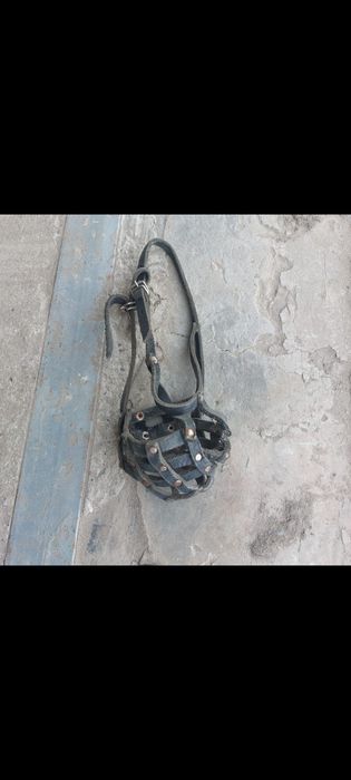 Продам намордник кожаный