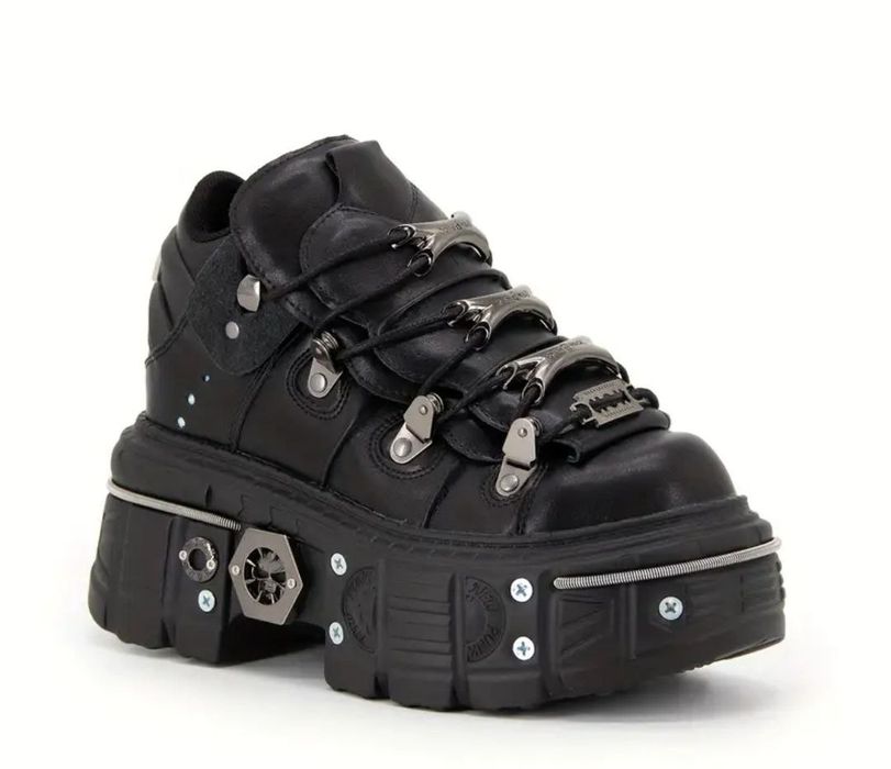 Ботинки в готическом стиле "Погрузитесь в мир элегантного бунтарства