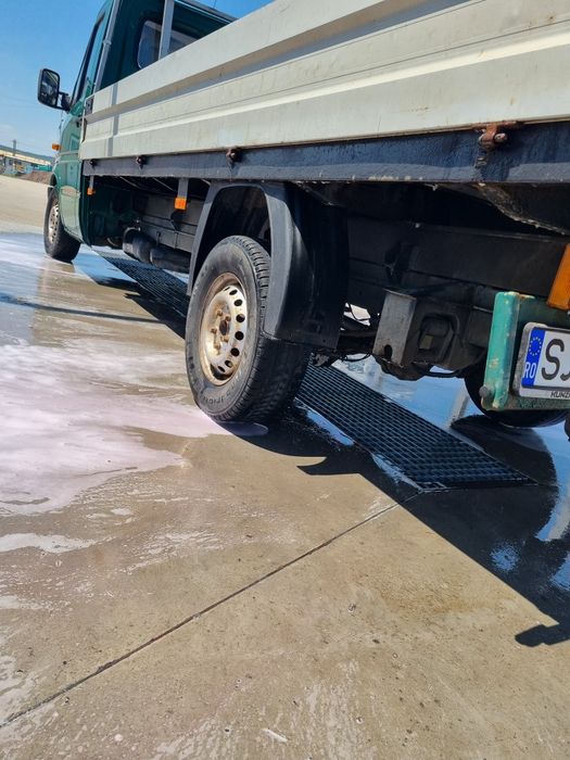 Vând mercedes 3.5 t