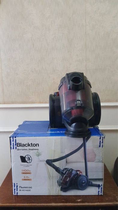 Пылесос Blackton VC1403C