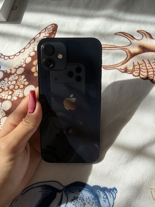 Iphone 12 , utilizat