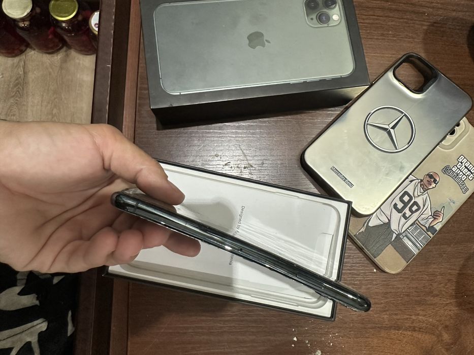 Iphone 11 pro max на запчасти