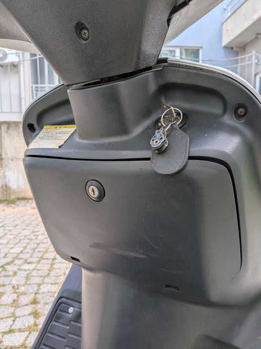 Скутер Suzuki AN 125