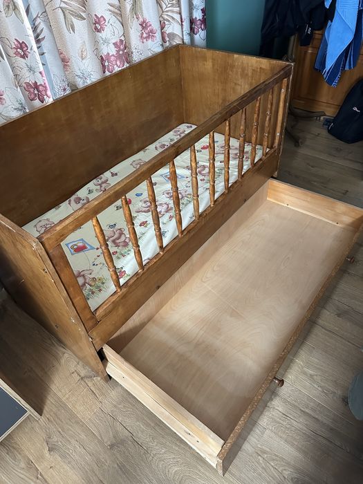 Детска кошара с чекмедже