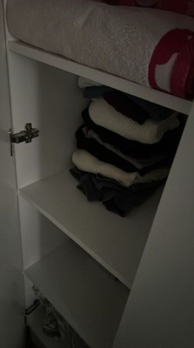 Шкаф комнатный срочно
