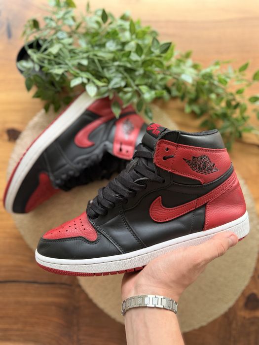 Air Jordan 1 Retro High OG Bred