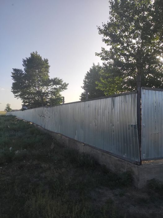 Участок 25 соток с фундаментом/ТОРГ