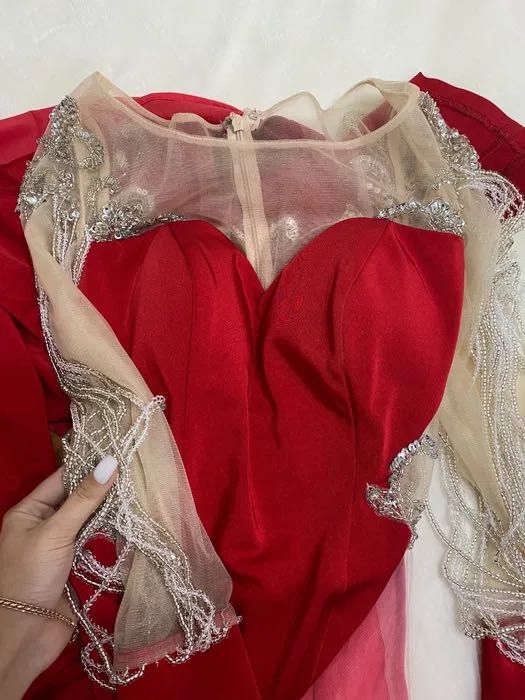 Продам Вечерние Платье