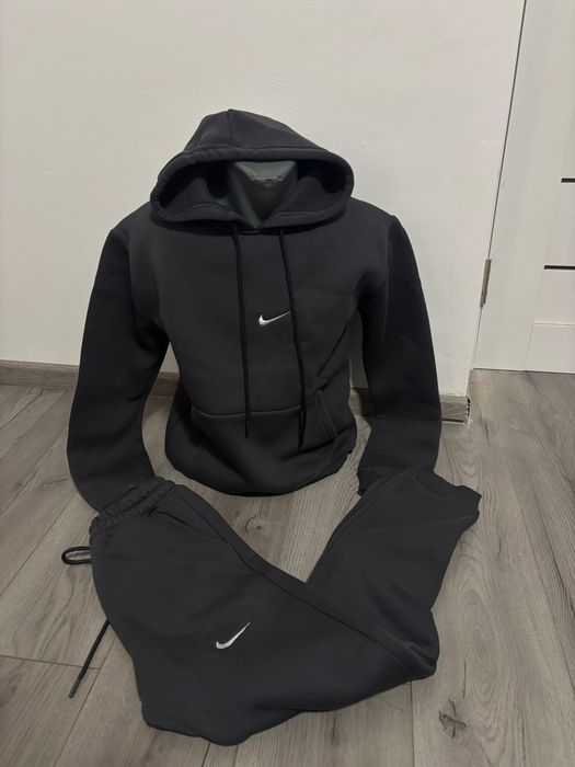 Trening Nike bărbați vatuit!