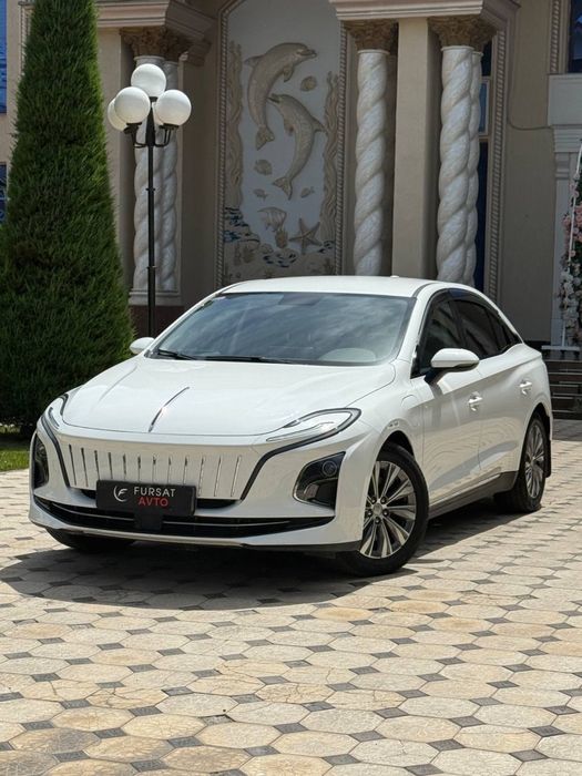 Hongqi EQM5 500 km nasiya sotiladi