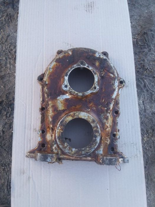 Крышка распределительных шестерен ЗИЛ-130