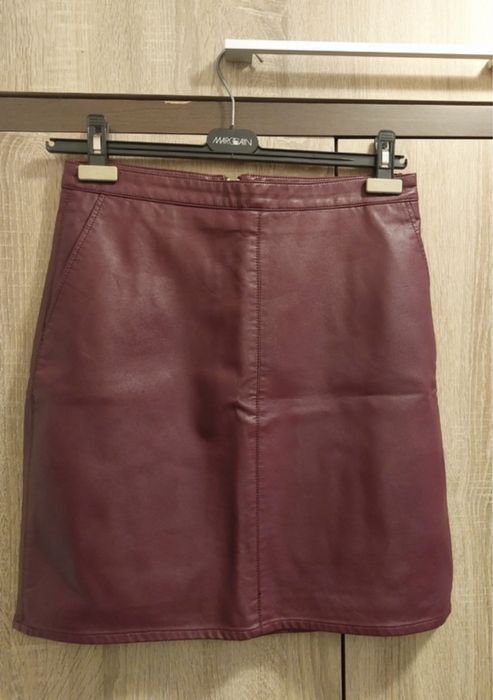 Fusta din piele ecologica de buna calitate marimea M