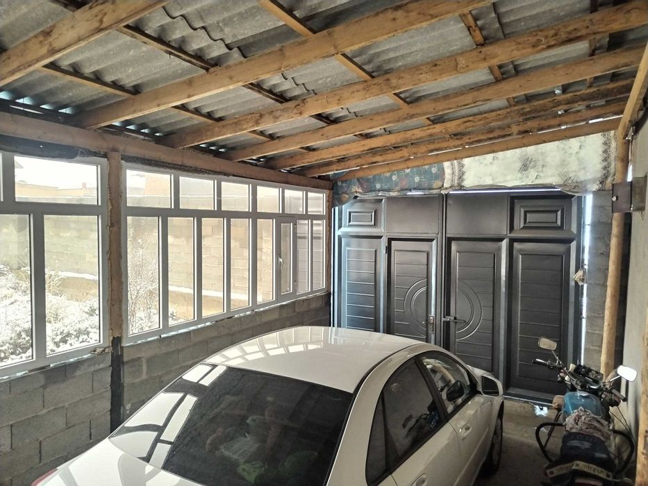 hovli sotiladi, 2xonali