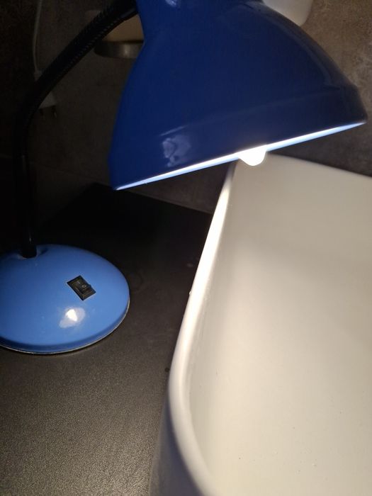 Светильник на стол
