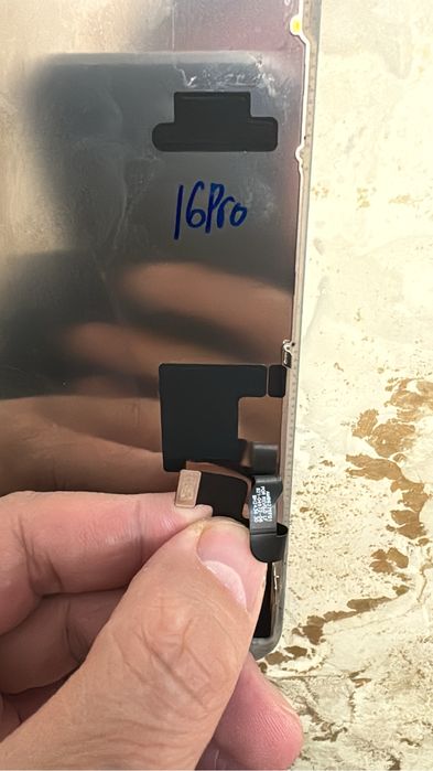 Экраны на модели Iphone