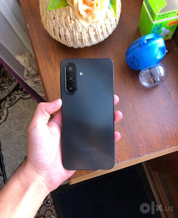 Samsung  A 17  (abmen ayfonga)