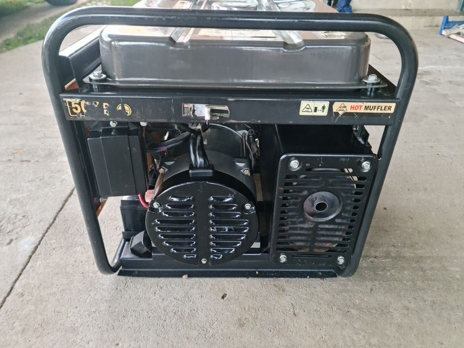 Generator  KIPOR curent electric KGE 6500 E automat