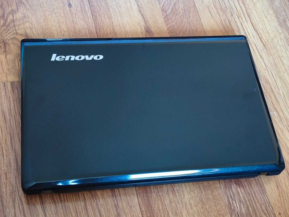 Лаптоп L:enovo G560