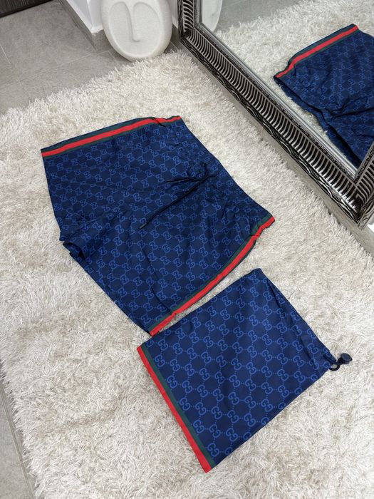 Sort de baie Gucci colectie noua vara 2025