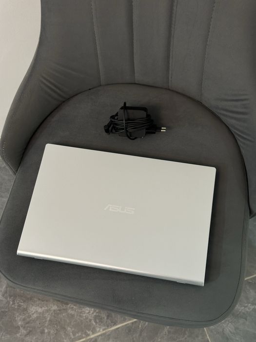 Шустрый ноутбук Asus / Асус