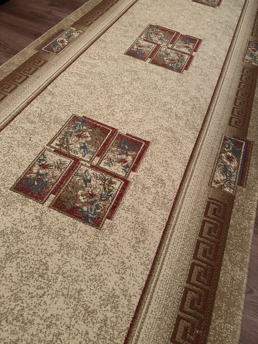 Продам Ковер 4м на 1,20м