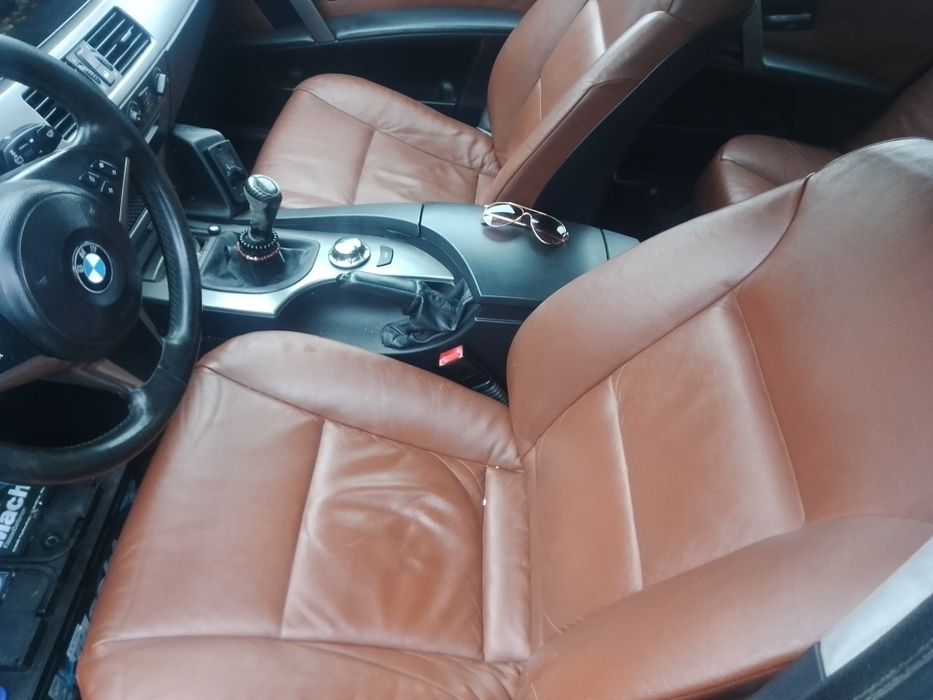 Dezmembrez BMW E60 520I Anul 2005