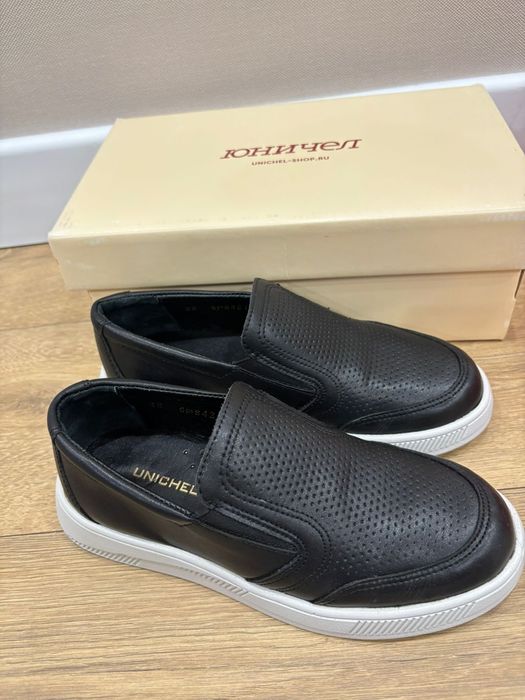 Школьные ботинки, полуботинки, слипоны, кеды