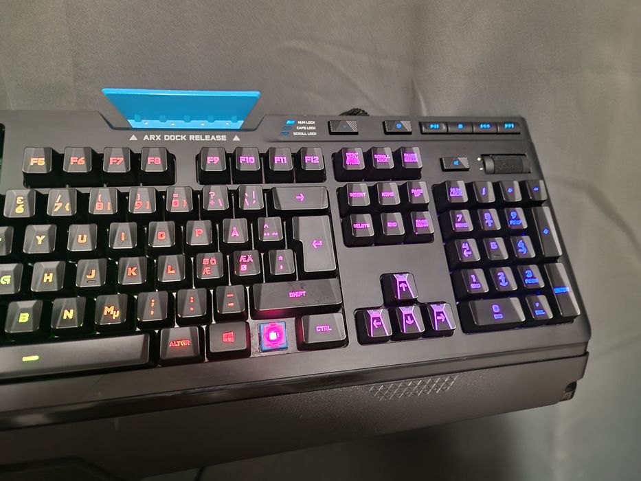 Tastatură gaming mecanică Logitech G910 Orion Spark RGB