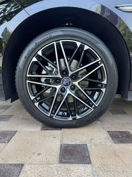 Nexen nblue 4season2 245/45R19