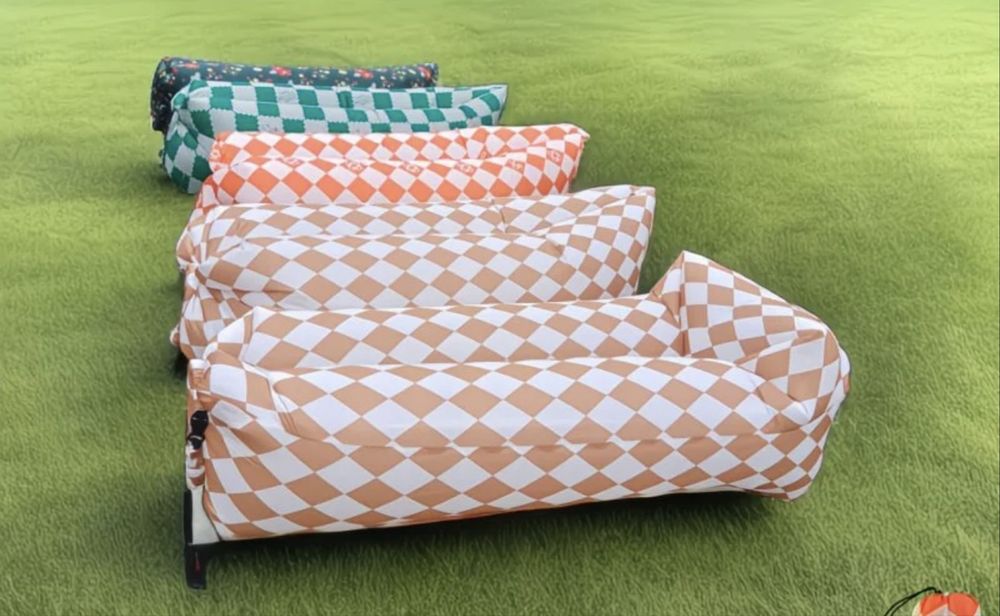 Ламзак , лежак , шезлонг , надувной диван