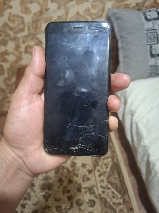 Хуавей p8 lite. ...