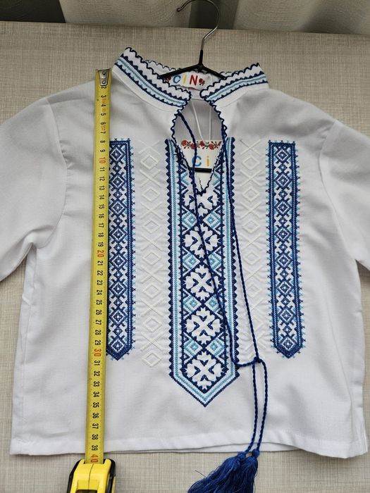 Ie brodata cu motive traditionale baiat 2-3 ani